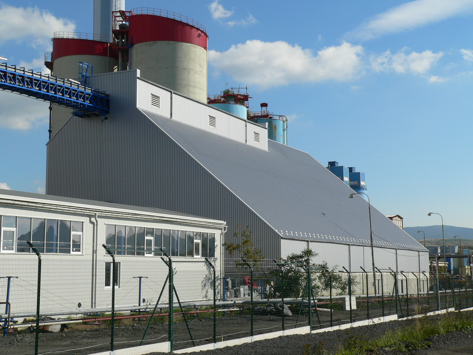 New 660 MWe Power Source in Ledvice Power Plant OB09 – Desulphurization steel structure / technology / cladding