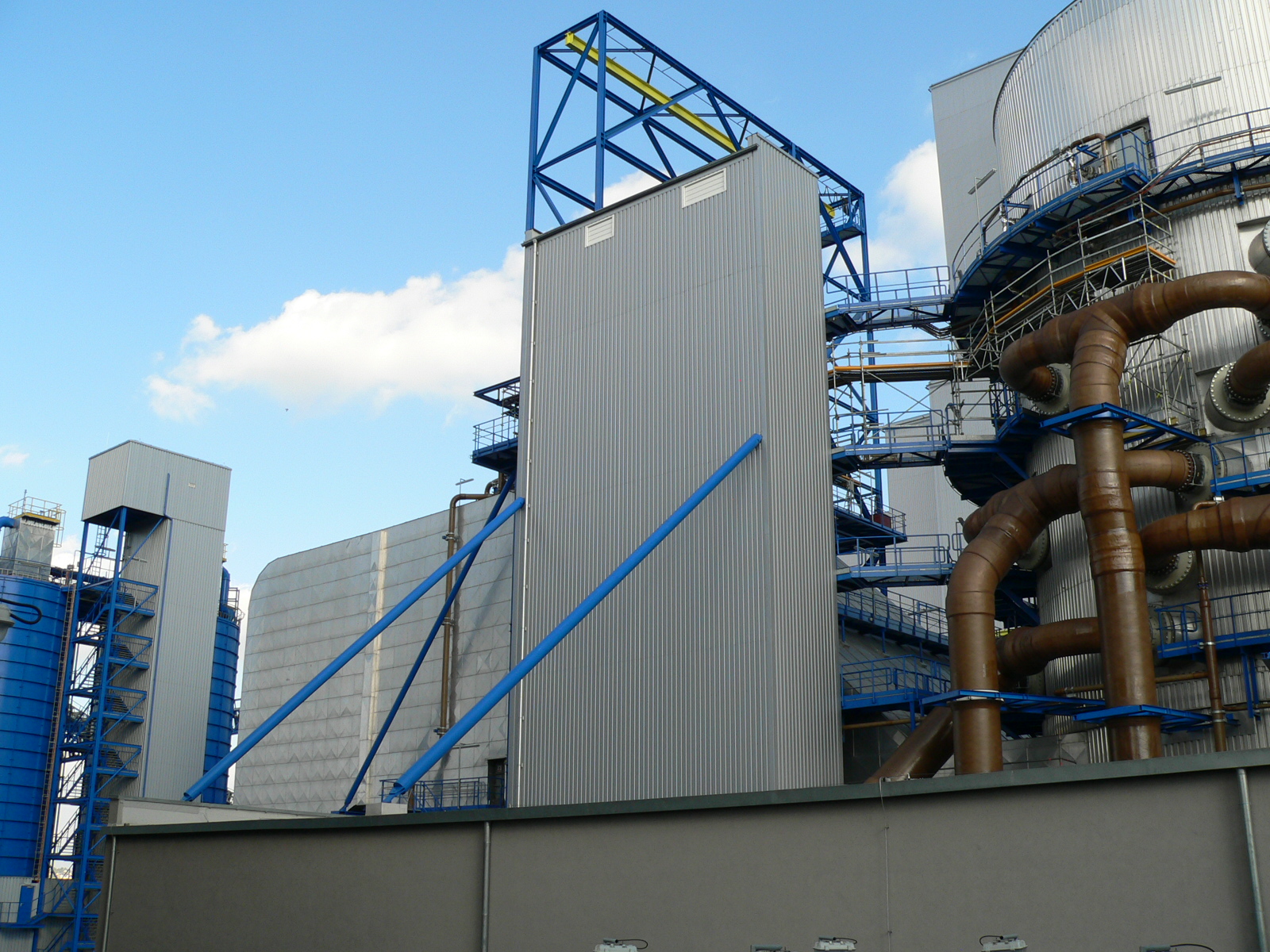 New 660 MWe Power Source in Ledvice Power Plant OB09 – Desulphurization steel structure / technology / cladding