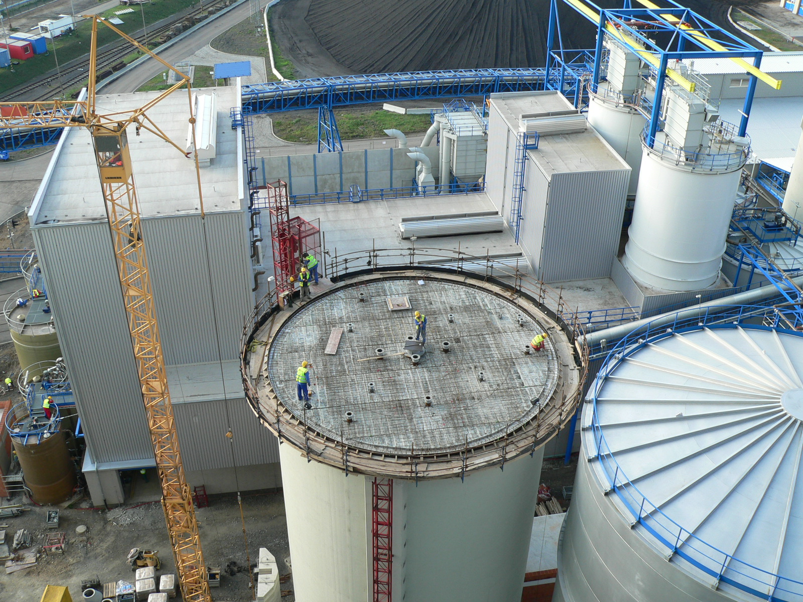 New 660 MWe Power Source in Ledvice Power Plant OB09 – Desulphurization steel structure / technology / cladding